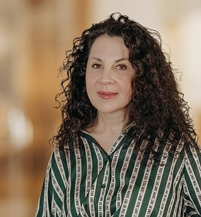 Елена Кононова